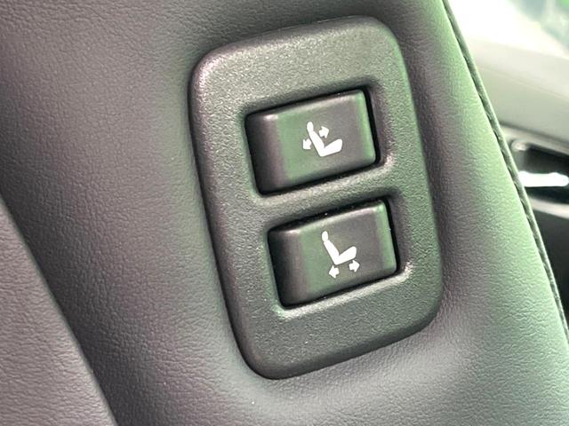 アルファードハイブリッド ＳＲ　Ｃパッケージ　ＴＲＤエアロ　サンルーフ　純正９インチＤＡ　バックカメラ　後席モニター　ナビキット　４ＷＤ　三眼ＬＥＤヘッド　ドラレコ　ＥＴＣ　両側電動　ベンチレーション　パワーシート　合皮レザー　パワーバックドア（35枚目）