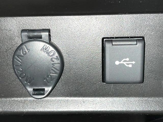 アルファードハイブリッド ＳＲ　Ｃパッケージ　ＴＲＤエアロ　サンルーフ　純正９インチＤＡ　バックカメラ　後席モニター　ナビキット　４ＷＤ　三眼ＬＥＤヘッド　ドラレコ　ＥＴＣ　両側電動　ベンチレーション　パワーシート　合皮レザー　パワーバックドア（51枚目）