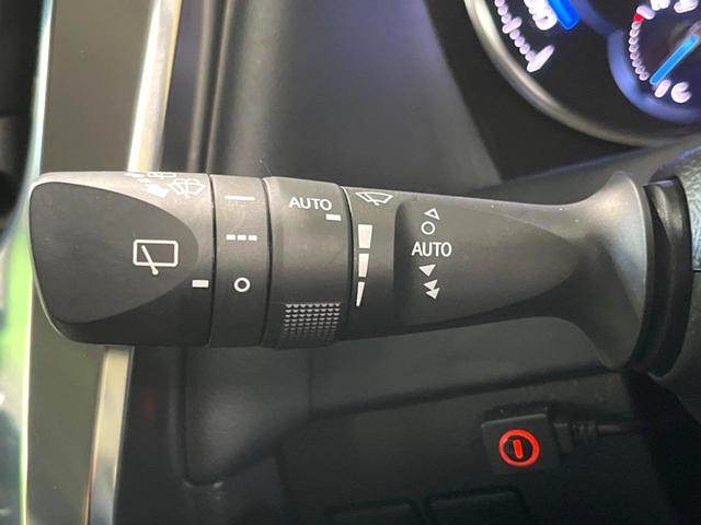 アルファードハイブリッド ＳＲ　Ｃパッケージ　ＴＲＤエアロ　サンルーフ　純正９インチＤＡ　バックカメラ　後席モニター　ナビキット　４ＷＤ　三眼ＬＥＤヘッド　ドラレコ　ＥＴＣ　両側電動　ベンチレーション　パワーシート　合皮レザー　パワーバックドア（52枚目）