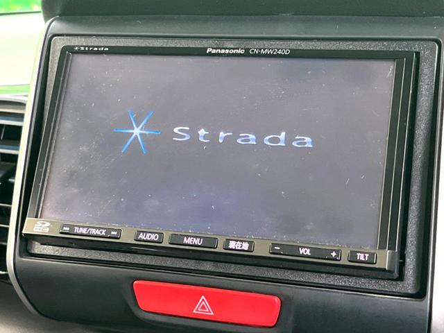 Ｎ－ＢＯＸカスタム Ｇ　ＳＳパッケージ　ナビ　両側電動スライド　ＥＴＣ　ＨＩＤヘッド　スマートキー　オートエアコン　純正１４インチアルミホイール　ステアリングリモコン　電動格納ミラー（4枚目）