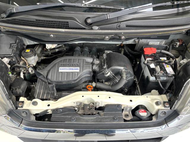 Ｎ－ＢＯＸカスタム Ｇ　ＳＳパッケージ　ナビ　両側電動スライド　ＥＴＣ　ＨＩＤヘッド　スマートキー　オートエアコン　純正１４インチアルミホイール　ステアリングリモコン　電動格納ミラー（19枚目）