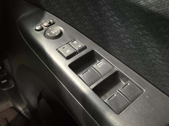 Ｎ－ＢＯＸカスタム Ｇ　ＳＳパッケージ　ナビ　両側電動スライド　ＥＴＣ　ＨＩＤヘッド　スマートキー　オートエアコン　純正１４インチアルミホイール　ステアリングリモコン　電動格納ミラー（41枚目）