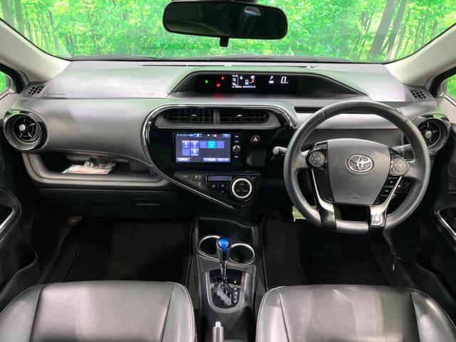 アクア Ｇソフトレザーセレクション　純正ナビ　バックカメラ　衝突軽減　ドラレコ　フルセグ　ＥＴＣ　ＬＥＤヘッド　Ｂｌｕｅｔｏｏｔｈ　ハーフレザー　シートヒーター　クルーズコントロール　　スマートキー　電動格納ミラー（2枚目）