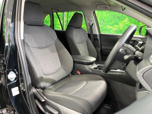 ＲＡＶ４ Ｘ　純正８インチＤＡ　バックカメラ　ＬＥＤヘッド　衝突軽減　レーダークルーズ　ルーフレール　オートエアコン　スマートキー　電動格納ミラー（9枚目）