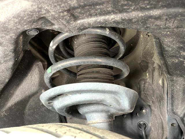 ＲＡＶ４ Ｘ　純正８インチＤＡ　バックカメラ　ＬＥＤヘッド　衝突軽減　レーダークルーズ　ルーフレール　オートエアコン　スマートキー　電動格納ミラー（20枚目）