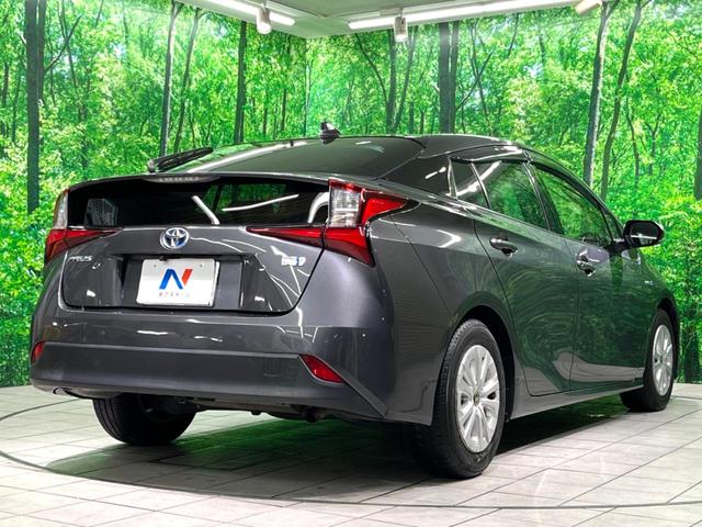 プリウス Ｓ　後期　ナビ　バックカメラ　衝突軽減　レーダークルーズ　ドラレコ　ＥＴＣ　ＬＥＤヘッド　クリアランスソナー（17枚目）