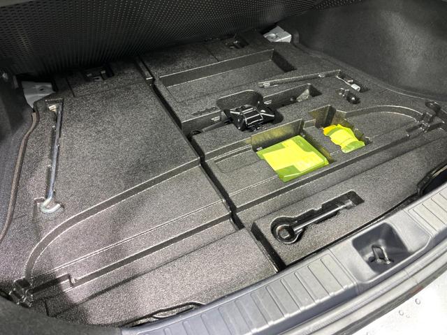 プリウス Ｓ　後期　ナビ　バックカメラ　衝突軽減　レーダークルーズ　ドラレコ　ＥＴＣ　ＬＥＤヘッド　クリアランスソナー（27枚目）