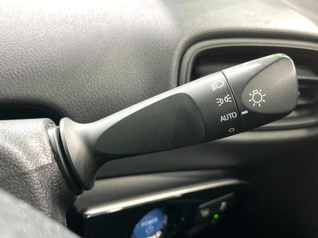 プリウス Ｓ　後期　ナビ　バックカメラ　衝突軽減　レーダークルーズ　ドラレコ　ＥＴＣ　ＬＥＤヘッド　クリアランスソナー（44枚目）