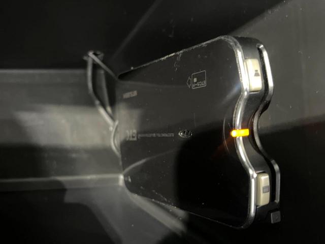 デリカＤ：２ Ｓ　ナビ　両側電動ドア　スマートキー　ＨＩＤヘッド　ＥＴＣ　純正１４インチアルミ　オートライト　オートエアコン　Ｂｌｕｅｔｏｏｔｈ　ＣＤ　ＤＶＤ再生　フルセグ（5枚目）