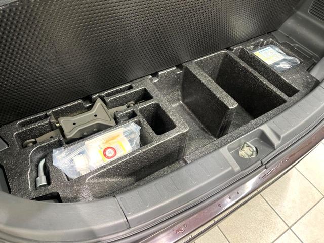 デリカＤ：２ Ｓ　ナビ　両側電動ドア　スマートキー　ＨＩＤヘッド　ＥＴＣ　純正１４インチアルミ　オートライト　オートエアコン　Ｂｌｕｅｔｏｏｔｈ　ＣＤ　ＤＶＤ再生　フルセグ（26枚目）