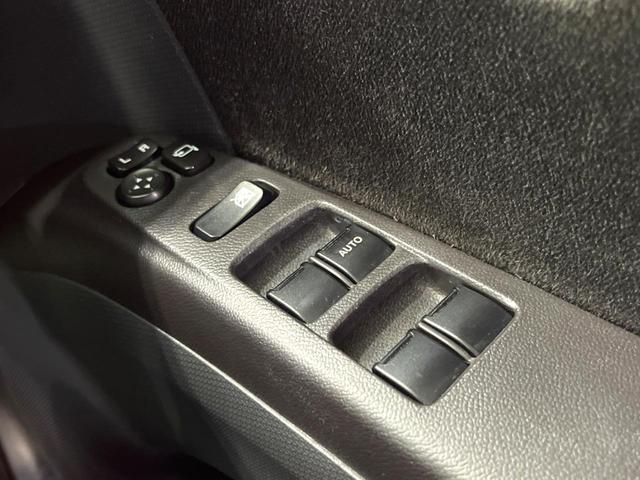 デリカＤ：２ Ｓ　ナビ　両側電動ドア　スマートキー　ＨＩＤヘッド　ＥＴＣ　純正１４インチアルミ　オートライト　オートエアコン　Ｂｌｕｅｔｏｏｔｈ　ＣＤ　ＤＶＤ再生　フルセグ（43枚目）