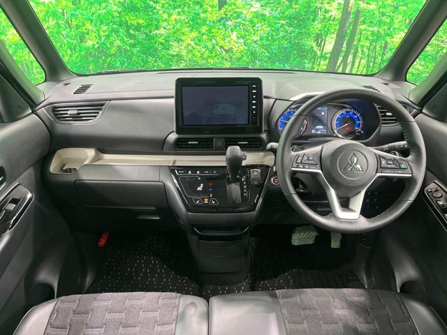 デリカミニ Ｔ　プレミアム　純正９インチナビ　全周囲カメラ　マイパイロット　デジタルインナーミラー　ハーフレザーシート　ルーフレール　電子パーキング　両側電動スライド　ドラレコ　ＥＴＣ　シートヒーター　ＬＥＤヘッド（2枚目）