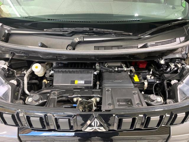 デリカミニ Ｔ　プレミアム　純正９インチナビ　全周囲カメラ　マイパイロット　デジタルインナーミラー　ハーフレザーシート　ルーフレール　電子パーキング　両側電動スライド　ドラレコ　ＥＴＣ　シートヒーター　ＬＥＤヘッド（19枚目）