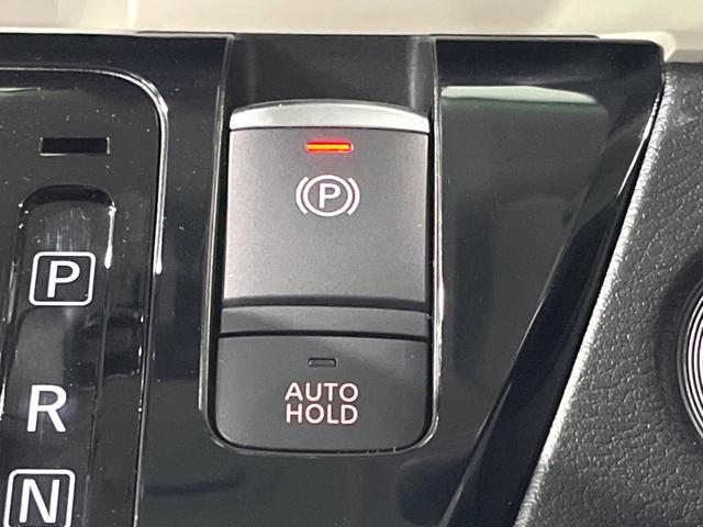 デリカミニ Ｔ　プレミアム　純正９インチナビ　全周囲カメラ　マイパイロット　デジタルインナーミラー　ハーフレザーシート　ルーフレール　電子パーキング　両側電動スライド　ドラレコ　ＥＴＣ　シートヒーター　ＬＥＤヘッド（42枚目）