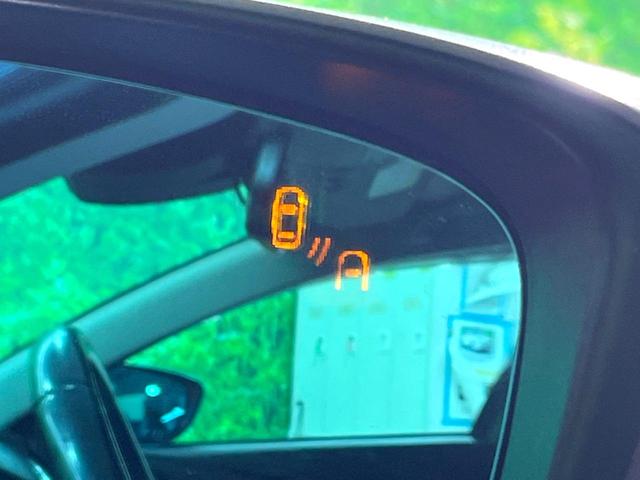 �y�u���C���h�X�|�b�g���j�^�����O�z���s���A�h�A�~���[�̎��p�ɂȂ�₷���ӏ��Ɍ㑱�Ԃ��ڋ߂���ƃT�C�h�~���[�t�߂Ɍx����\���A�h���C�o�[�ɒ��ӊ��N�����Ă���܂��B