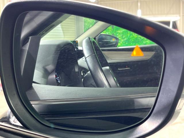 �y�u���C���h�X�|�b�g���j�^�����O�z���s���A�h�A�~���[�̎��p�ɂȂ�₷���ӏ��Ɍ㑱�Ԃ��ڋ߂���ƃT�C�h�~���[�t�߂Ɍx����\���A�h���C�o�[�ɒ��ӊ��N�����Ă���܂��B