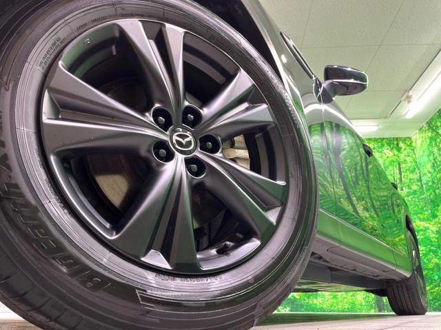 �y�����P�W�C���`�A���~�z�C�[���z�O�ςɃ}�b�`���������A���~�z�C�[���𑕒����Ă���܂��B�e��ЊO�A���~�z�C�[����A�X�^�b�h���X�^�C�����戵�����Ă���܂��B���񂲑��k����������