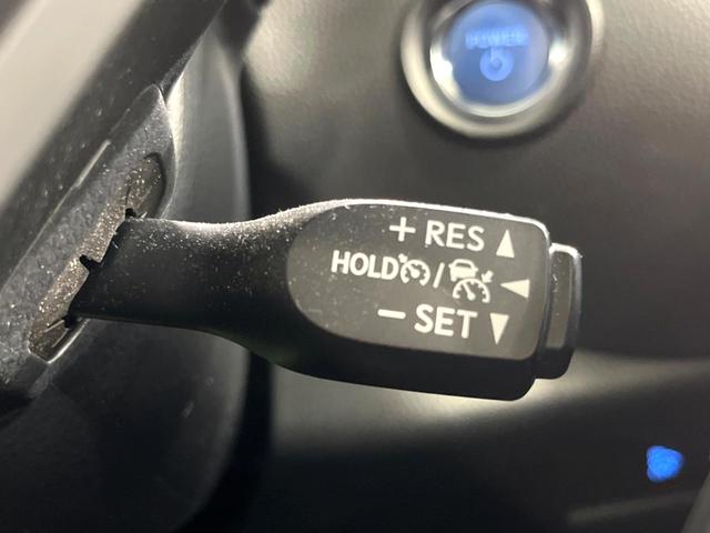 �y���[�_�[�N���[�Y�R���g���[���z�������H�ł̒��������s���y�ɁI�I�����ő��x��ۂN���[�Y�R���g���[�����A�Փˌy���V�X�e���ƘA�g���A�O���̎ԗ������m���ĎԊԂ�ۂ悤�ɑ��x���߂��Ă���܂��I�I