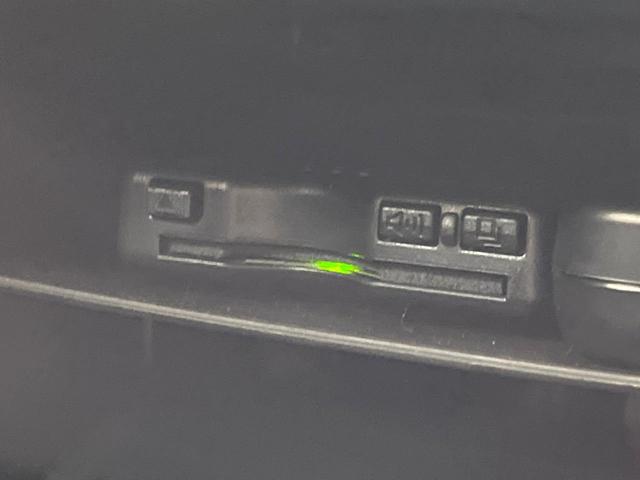 タフト G ガラスルーフ 純正SDナビ バックカメラ 衝突被害軽減システム 禁煙車 ドラレコ コーナーセンサー スマートキー LEDヘッド ルーフレール ETC 純正15インチアルミ 車線逸脱警報 オートライト(7枚目)