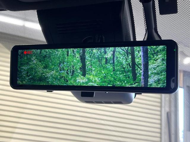 ノア ハイブリッドＳｉ　ダブルバイビーＩＩＩ　後期　７人　純正１０インチナビ　後席モニター　バックカメラ　両側電動スライド　デジタルインナーミラー　ＥＴＣ　ドラレコ　衝突軽減　ハーフレザーシート　ＬＥＤヘッド　Ｂｌｕｅｔｏｏｔｈ　スマートキー（7枚目）