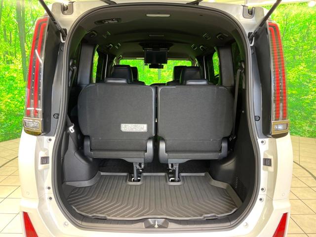 ノア ハイブリッドＳｉ　ダブルバイビーＩＩＩ　後期　７人　純正１０インチナビ　後席モニター　バックカメラ　両側電動スライド　デジタルインナーミラー　ＥＴＣ　ドラレコ　衝突軽減　ハーフレザーシート　ＬＥＤヘッド　Ｂｌｕｅｔｏｏｔｈ　スマートキー（29枚目）