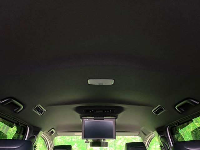 ノア ハイブリッドＳｉ　ダブルバイビーＩＩＩ　後期　７人　純正１０インチナビ　後席モニター　バックカメラ　両側電動スライド　デジタルインナーミラー　ＥＴＣ　ドラレコ　衝突軽減　ハーフレザーシート　ＬＥＤヘッド　Ｂｌｕｅｔｏｏｔｈ　スマートキー（30枚目）