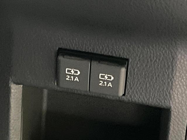 ノア ハイブリッドＳｉ　ダブルバイビーＩＩＩ　後期　７人　純正１０インチナビ　後席モニター　バックカメラ　両側電動スライド　デジタルインナーミラー　ＥＴＣ　ドラレコ　衝突軽減　ハーフレザーシート　ＬＥＤヘッド　Ｂｌｕｅｔｏｏｔｈ　スマートキー（38枚目）