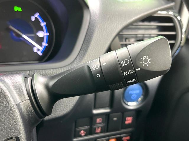 ノア ハイブリッドＳｉ　ダブルバイビーＩＩＩ　後期　７人　純正１０インチナビ　後席モニター　バックカメラ　両側電動スライド　デジタルインナーミラー　ＥＴＣ　ドラレコ　衝突軽減　ハーフレザーシート　ＬＥＤヘッド　Ｂｌｕｅｔｏｏｔｈ　スマートキー（54枚目）