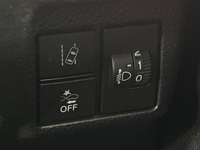 Ｎ－ＢＯＸカスタム Ｌ　純正８インチナビ　バックカメラ　両側電動スライド　衝突軽減　レーダークルーズ　ドラレコ　フルセグ　ＥＴＣ　シートヒーター　コーナーセンサー　ＬＥＤヘッド　スマートキー　電動格納ミラー（50枚目）