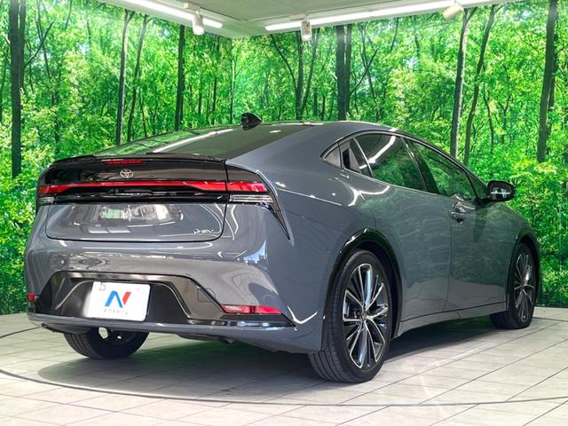 プリウス Ｚ　サンルーフ　エアロ　純正１２インチナビ　全周囲カメラ　デジタルインナーミラー　置くだけ充電　黒革シート　パワーシート　ＡＣ１００Ｖ　シートベンチレーション　パワーバックドア　ステアリンク（18枚目）