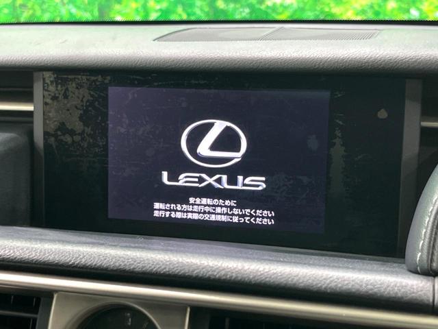 �y�����i�r�z�l�C�̏����i�r�𑕔����Ă���܂��B�i�r�̎g���₷���͂������A�I�[�f�B�I�@�\���[���I�L�����v�◷�s�͂������A�ʋ΂┃�����ȂǕ��i�̃h���C�u���y�����Ȃ�͂���