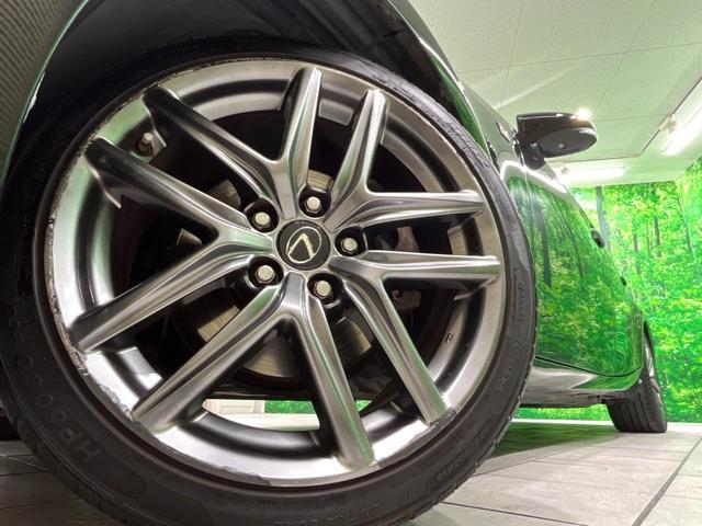 �y�����P�W�C���`�A���~�z�C�[���z�O�ςɃ}�b�`���������A���~�z�C�[���𑕒����Ă���܂��B�e��ЊO�A���~�z�C�[����A�X�^�b�h���X�^�C�����戵�����Ă���܂��B���񂲑��k����������