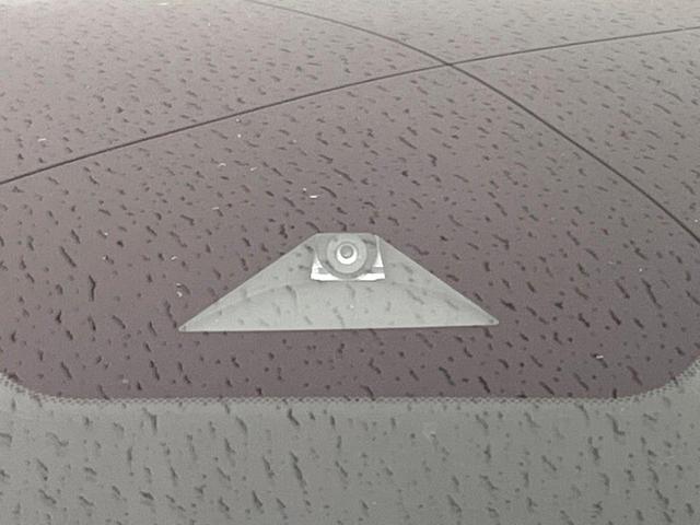 ノート Ｘ　ナビ　バックカメラ　衝突軽減　ＥＴＣ　ＬＥＤヘッド　Ｂｌｕｅｔｏｏｔｈ　電子パーキング　オートエアコン　スマートキー　オートライト　電動格納ミラー（5枚目）