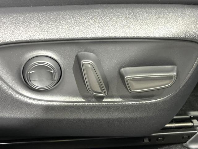 ＲＡＶ４ ハイブリッドＧ　純正１０インチＤＡ　全周囲カメラ　フルセグ　ＢＳＭ　ドラレコ　ＥＴＣ　デジタルミラー　ベンチレーション　パワーバックドア　パワーシート　ステアリングヒーター　ＬＥＤヘッド　レーダークルーズ（57枚目）