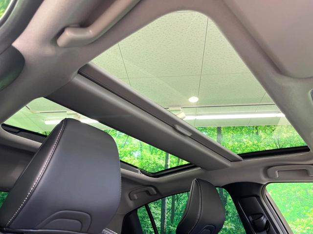 プリウス Ｚ　ガラスルーフ　純正１２インチＤＡ　全周囲カメラ　パワーシート　シートメモリー　パワーバックドア　フルセグ　ＥＴＣ　ベンチレーション　ステアリングヒーター　ＬＥＤヘッド　レーダークルーズ（3枚目）