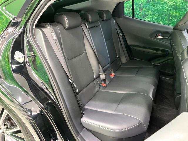 プリウス Ｚ　ガラスルーフ　純正１２インチＤＡ　全周囲カメラ　パワーシート　シートメモリー　パワーバックドア　フルセグ　ＥＴＣ　ベンチレーション　ステアリングヒーター　ＬＥＤヘッド　レーダークルーズ（10枚目）