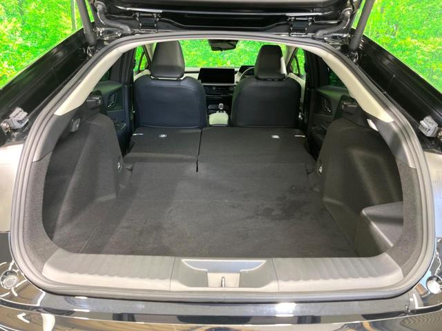 プリウス Ｚ　ガラスルーフ　純正１２インチＤＡ　全周囲カメラ　パワーシート　シートメモリー　パワーバックドア　フルセグ　ＥＴＣ　ベンチレーション　ステアリングヒーター　ＬＥＤヘッド　レーダークルーズ（11枚目）