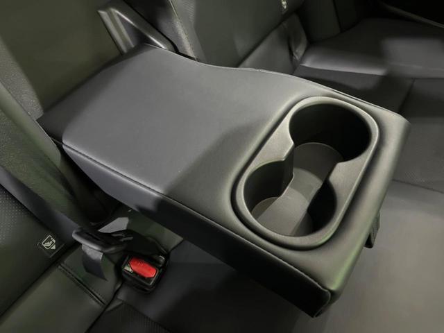 プリウス Ｚ　ガラスルーフ　純正１２インチＤＡ　全周囲カメラ　パワーシート　シートメモリー　パワーバックドア　フルセグ　ＥＴＣ　ベンチレーション　ステアリングヒーター　ＬＥＤヘッド　レーダークルーズ（41枚目）