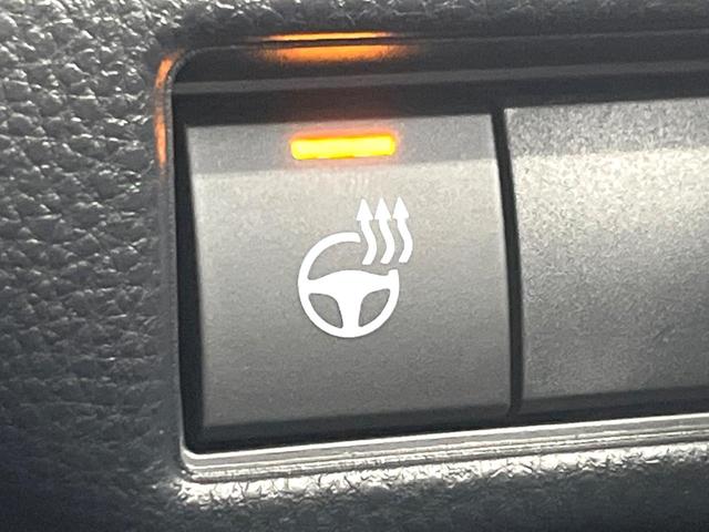 プリウス Ｚ　ガラスルーフ　純正１２インチＤＡ　全周囲カメラ　パワーシート　シートメモリー　パワーバックドア　フルセグ　ＥＴＣ　ベンチレーション　ステアリングヒーター　ＬＥＤヘッド　レーダークルーズ（52枚目）