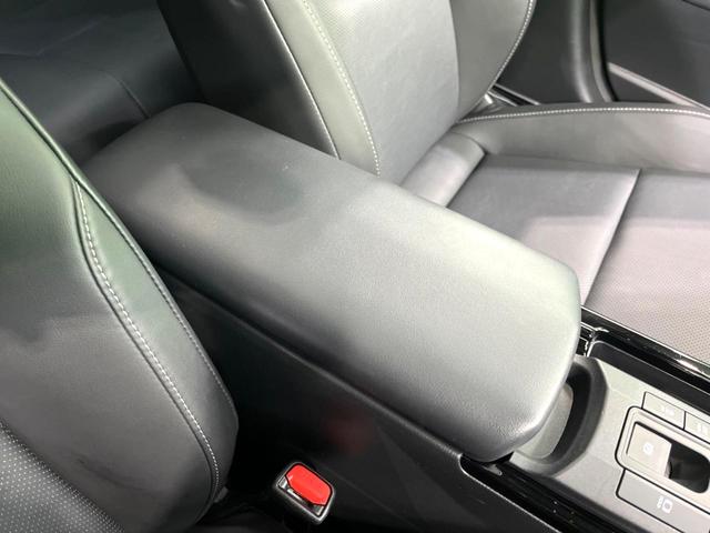 プリウス Ｚ　ガラスルーフ　純正１２インチＤＡ　全周囲カメラ　パワーシート　シートメモリー　パワーバックドア　フルセグ　ＥＴＣ　ベンチレーション　ステアリングヒーター　ＬＥＤヘッド　レーダークルーズ（71枚目）