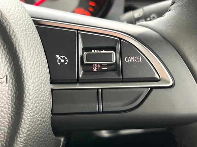 �y�N���[�Y�R���g���[���z�������H�����N���N���s�B�A�N�Z���𗣂��Ă���葬�x�ő��s���ł��A�������^�]���̕��S���y���I�����E�������ȒP�ȃX�C�b�`����Œ����ł��܂��B