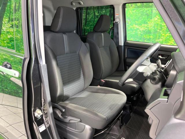 ルーミー カスタムＧ　ＧＲエアロ　純正９インチナビ　後席モニター　全周囲カメラ　両側電動スライド　衝突軽減　ＥＴＣ　ドラレコ　コーナーセンサー　ＬＥＤヘッド　電子パーキング　シートヒーター　スマートキー（9枚目）