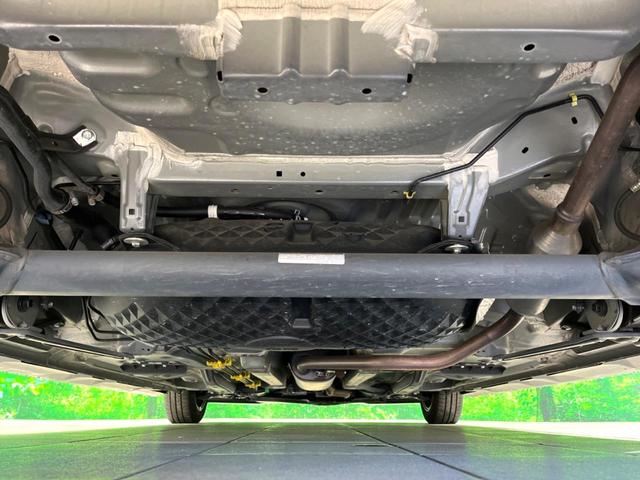 ルーミー カスタムＧ　ＧＲエアロ　純正９インチナビ　後席モニター　全周囲カメラ　両側電動スライド　衝突軽減　ＥＴＣ　ドラレコ　コーナーセンサー　ＬＥＤヘッド　電子パーキング　シートヒーター　スマートキー（21枚目）