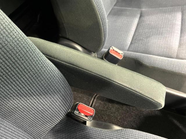 シエンタ Ｇ　両側電動ドア　純正ＳＤナビ　禁煙車　スマートキー　ＬＥＤヘッド　ビルトインＥＴＣ　純正１５インチアルミ　オートライト　オートエアコン　Ｂｌｕｅｔｏｏｔｈ　ＣＤ　ＤＶＤ再生　フルセグ（41枚目）