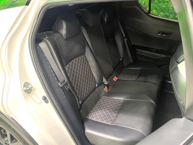 Ｃ－ＨＲ Ｇ　モード　ネロ　純正９インチナビ　バックカメラ　衝突軽減　レーダークルーズ　ＥＴＣ　ＢＳＭ　シートヒーター　スマートキー　オートエアコン　オートライト（10枚目）