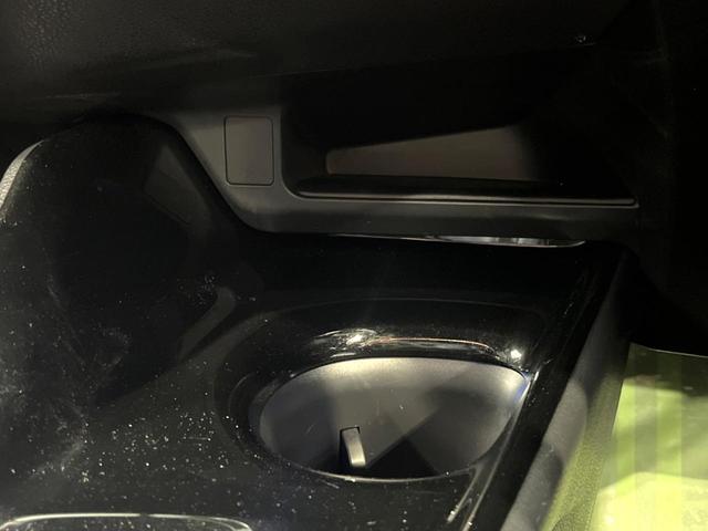 Ｃ－ＨＲ Ｇ　モード　ネロ　純正９インチナビ　バックカメラ　衝突軽減　レーダークルーズ　ＥＴＣ　ＢＳＭ　シートヒーター　スマートキー　オートエアコン　オートライト（39枚目）