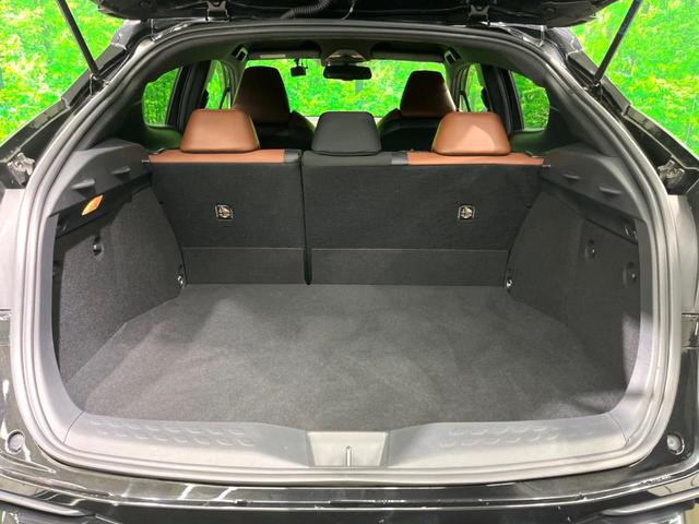 Ｃ－ＨＲ Ｇ　モード　ブルーノ　純正９インチナビ　バックカメラ　ハーフレザーシート　衝突軽減　ＢＳＭ　レーダークルーズ　ＥＴＣ　ドラレコ　フルセグ　シートヒーター　スマートキー　ＬＥＤヘッド　電動格納ミラー（29枚目）