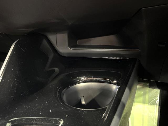 Ｃ－ＨＲ Ｇ　モード　ブルーノ　純正９インチナビ　バックカメラ　ハーフレザーシート　衝突軽減　ＢＳＭ　レーダークルーズ　ＥＴＣ　ドラレコ　フルセグ　シートヒーター　スマートキー　ＬＥＤヘッド　電動格納ミラー（39枚目）