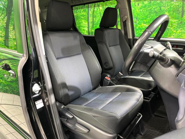 ヴォクシー ZS 純正9インチナビ 後席モニター 両側電動 バックカメラ フルセグ LEDヘッド Bluetooth ETC オートエアコン スマートキー 電動格納ミラー(8枚目)