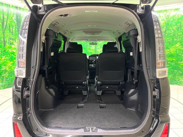 ヴォクシー ZS 純正9インチナビ 後席モニター 両側電動 バックカメラ フルセグ LEDヘッド Bluetooth ETC オートエアコン スマートキー 電動格納ミラー(11枚目)